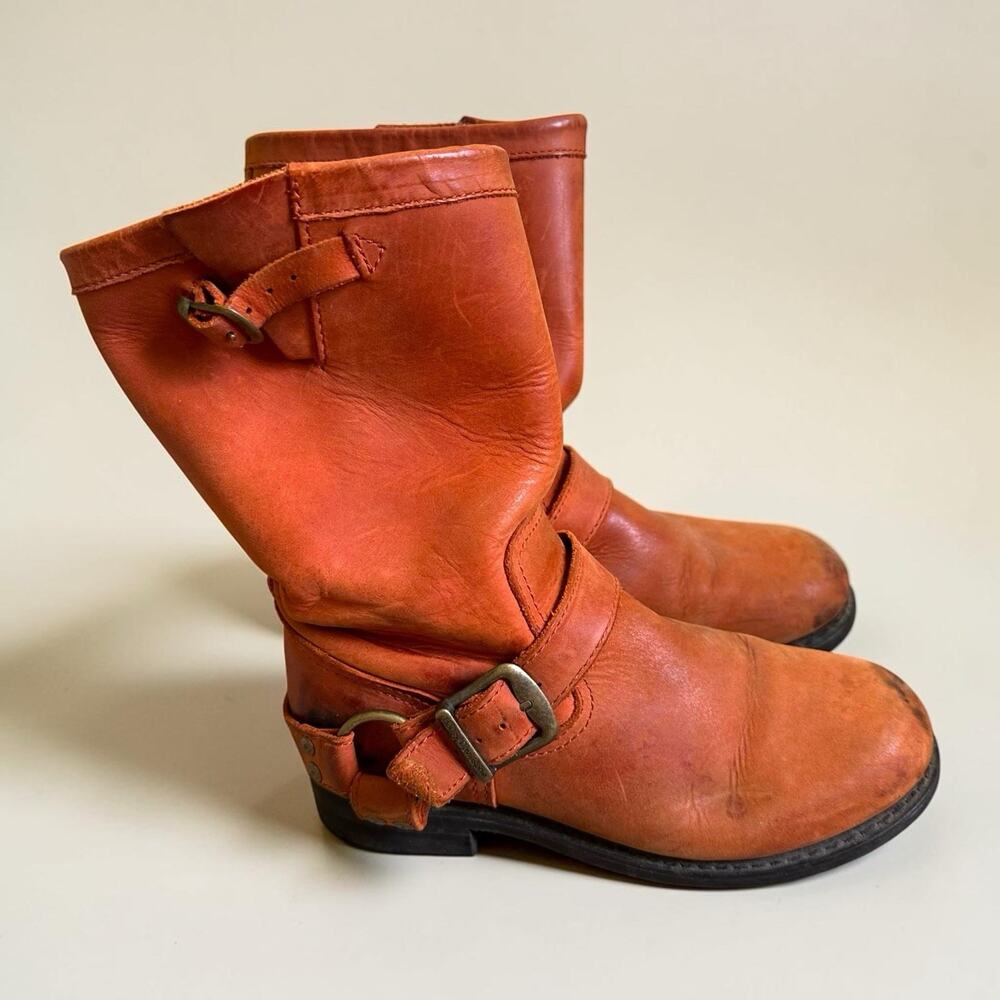 Vintage Harley-Davidson Orange Leather Harness Moto Boots Women’s Size 7 USA HTF